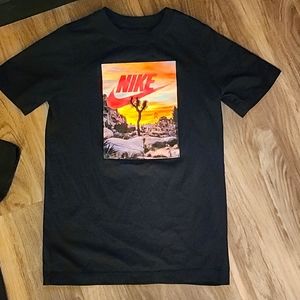 Boys Nike size S shirt